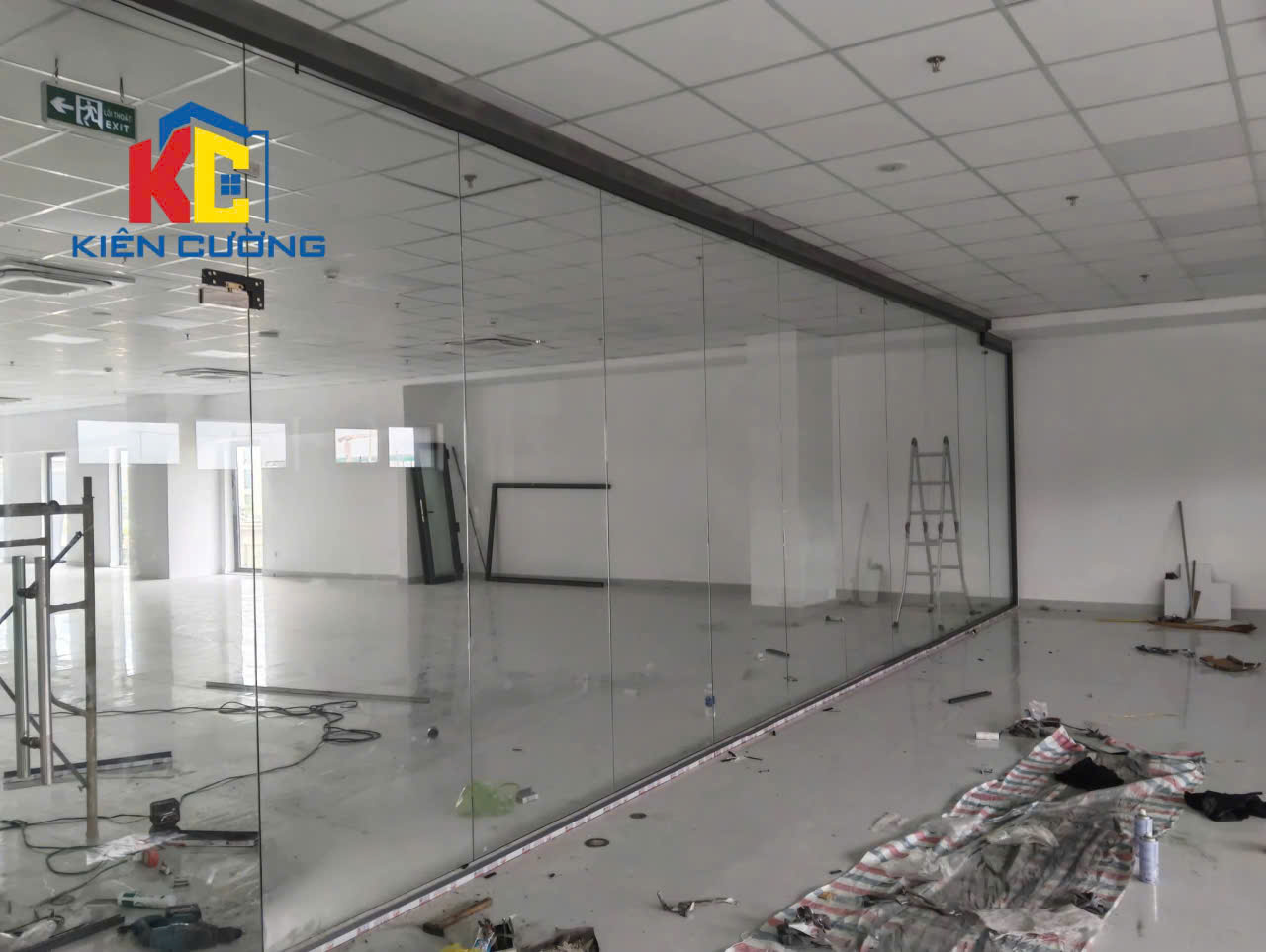 Báo giá thi công vách nhôm kính cường lực tại Gò Vấp