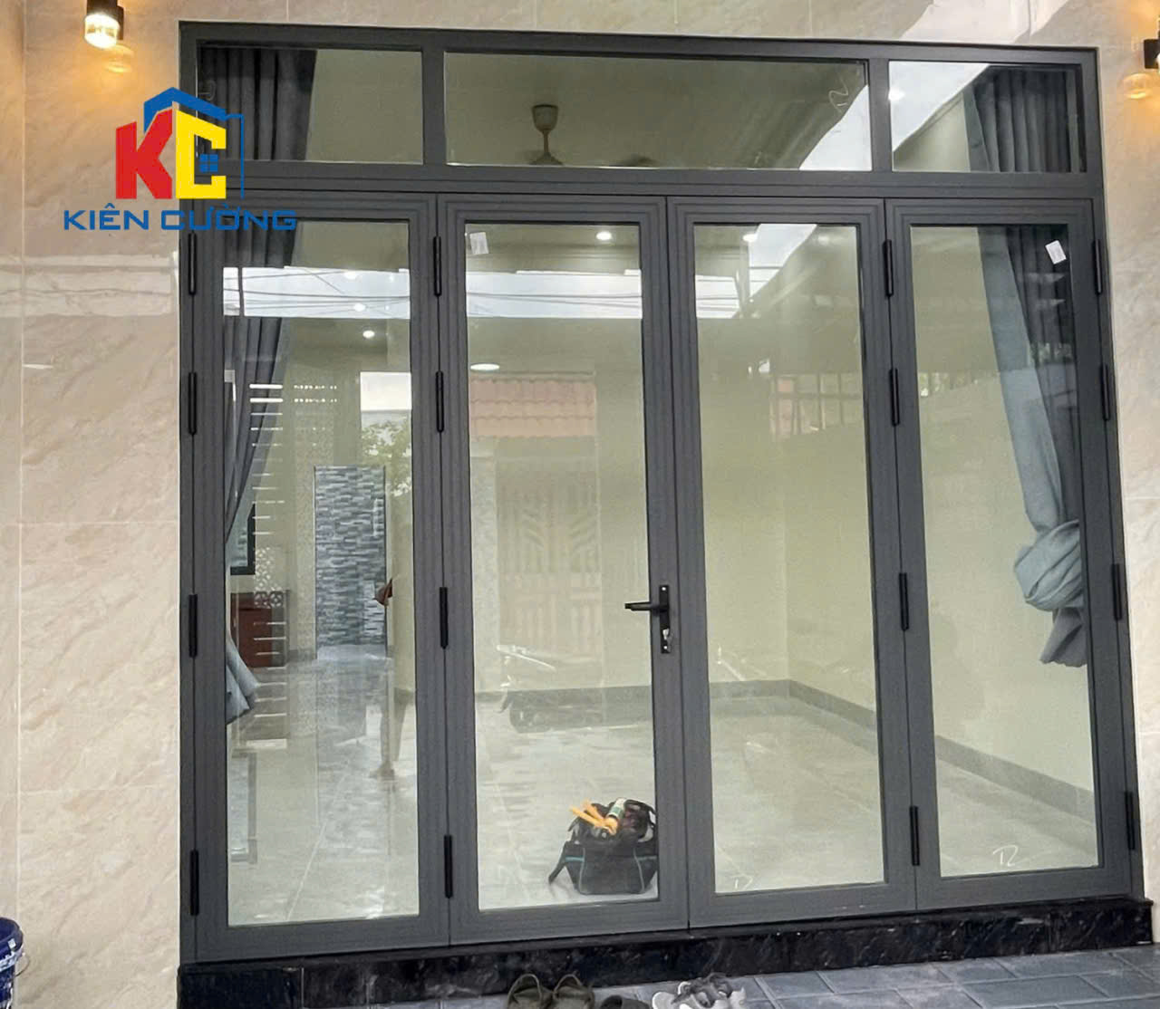 làm cửa nhôm kính tại Bình Thạnh